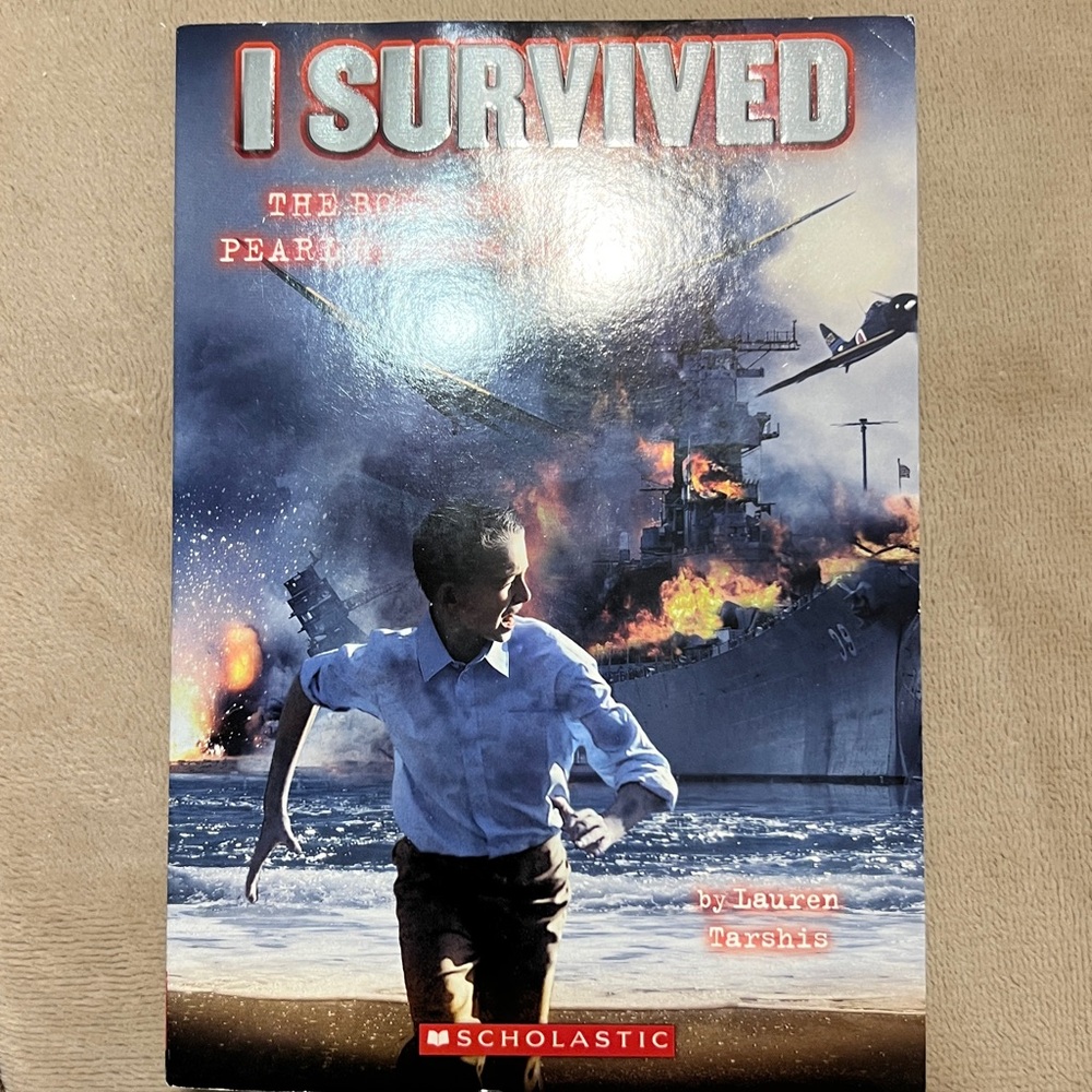 I Survived Book Collection - Picture 4 of 10
